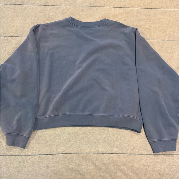 MadHappy Campus Essentials Cropped Blue Crewneck size XL - Picture 3 of 9